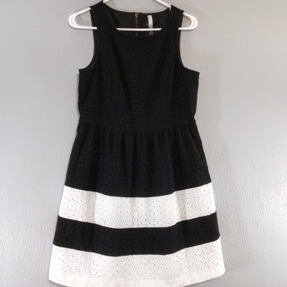 Kensie Eyelet Lace Midi Dress Medium